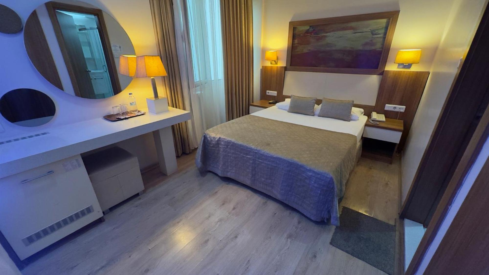 Hotel Baylan Izmir Exteriör bild